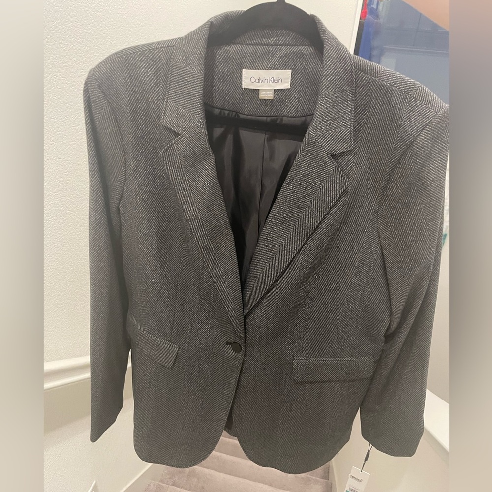 Calvin Klein NWT size 16 gray women’s blazer